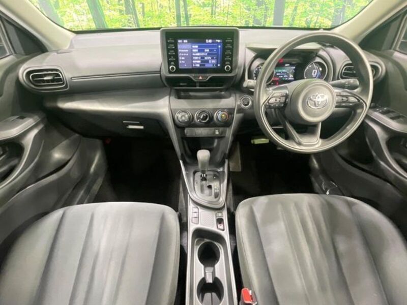 YARIS CROSS