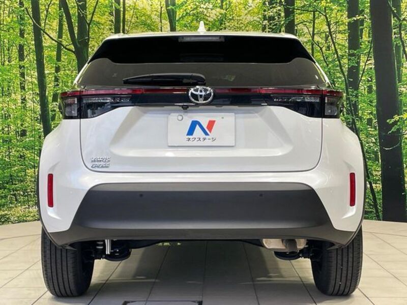 YARIS CROSS