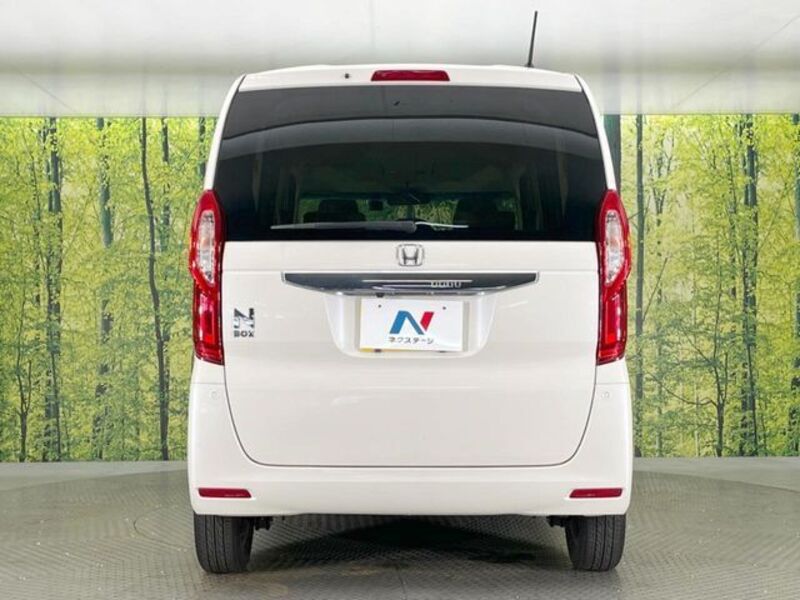 N BOX