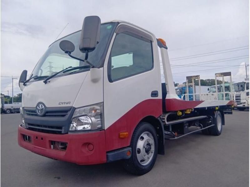 TOYOTA DYNA