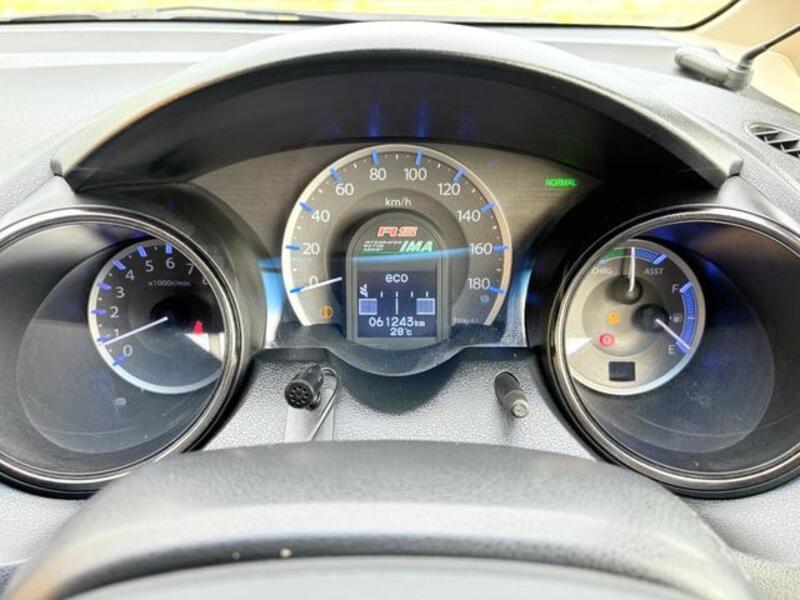 FIT HYBRID