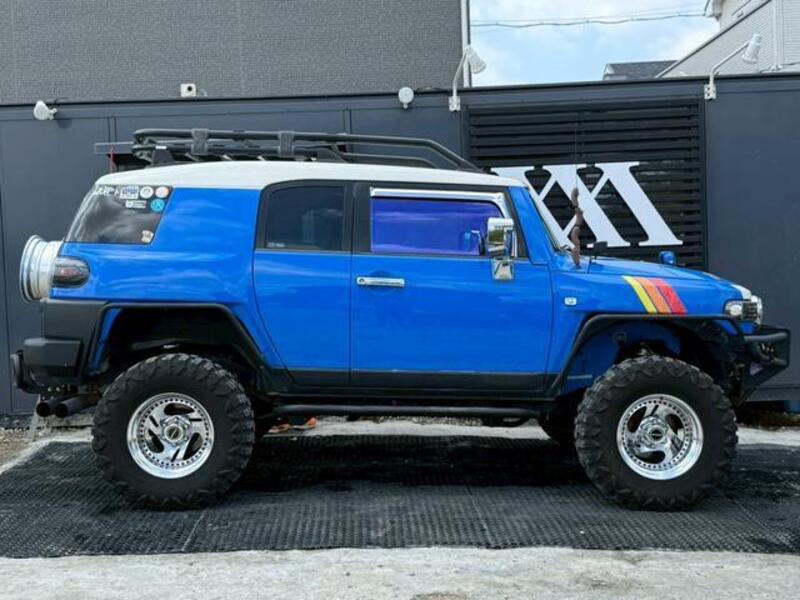 FJ CRUISER