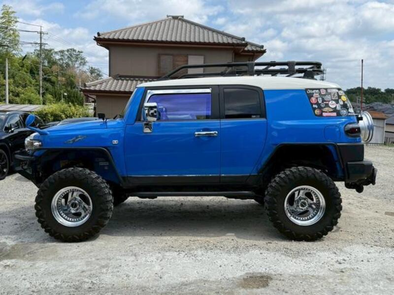 FJ CRUISER