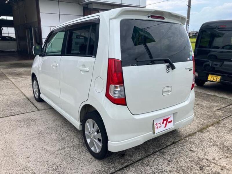WAGON R