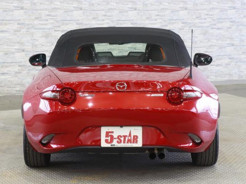 ROADSTER