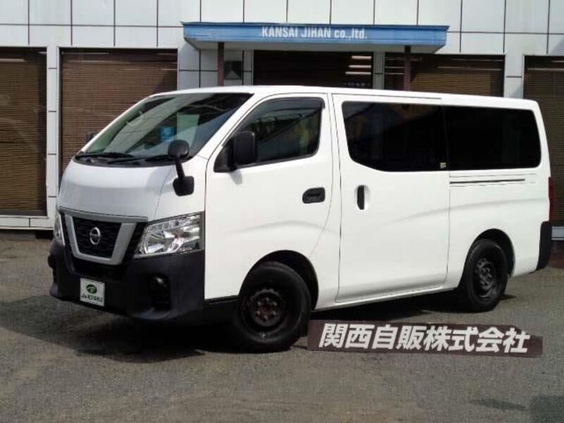 NV350 CARAVAN-0