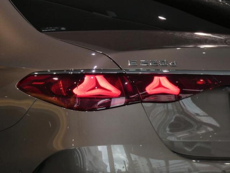 E-CLASS