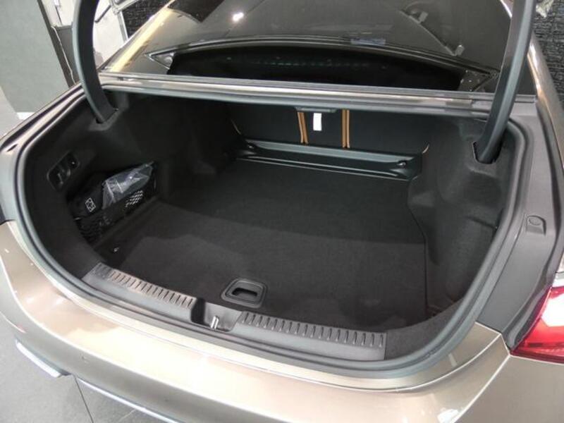 E-CLASS