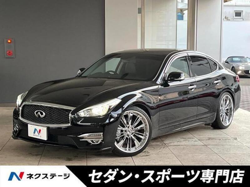 NISSAN FUGA