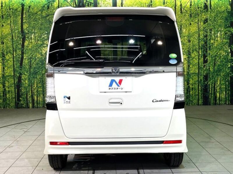 N BOX CUSTOM