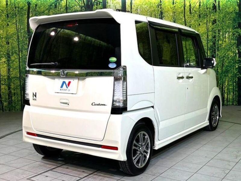 N BOX CUSTOM