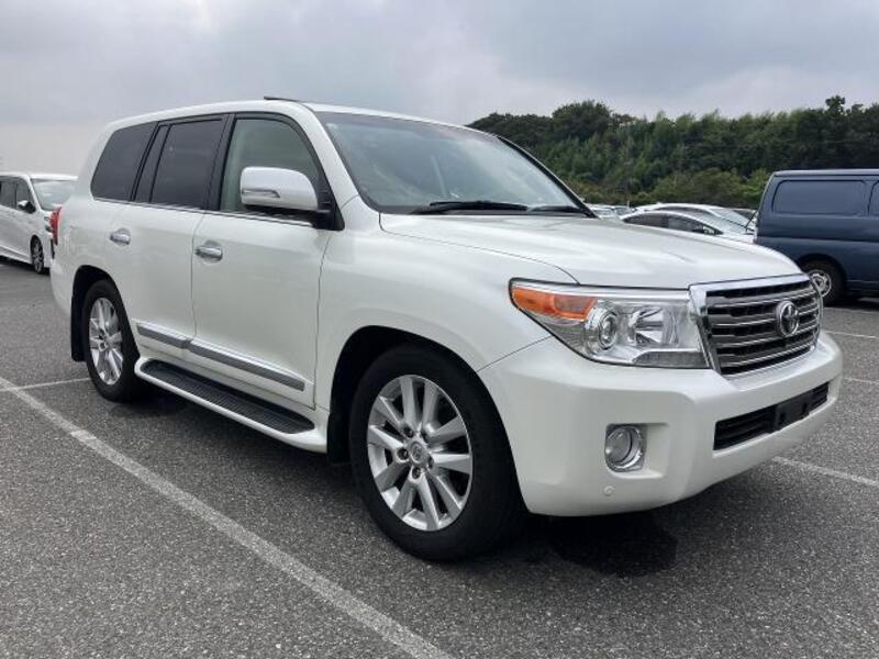 LAND CRUISER-0