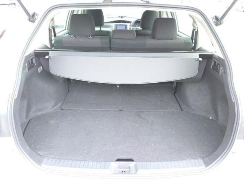 COROLLA FIELDER