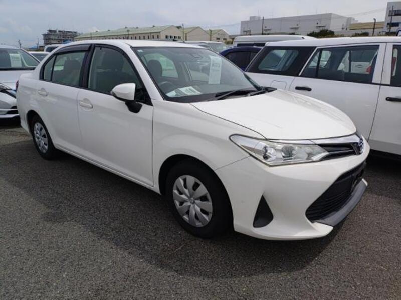 COROLLA AXIO