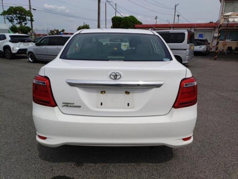 COROLLA AXIO