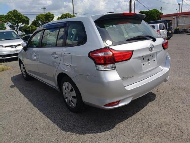 COROLLA FIELDER