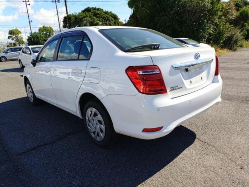COROLLA AXIO