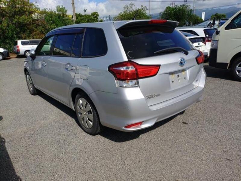 COROLLA FIELDER