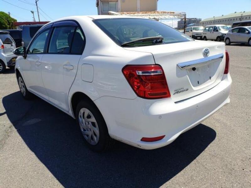 COROLLA AXIO