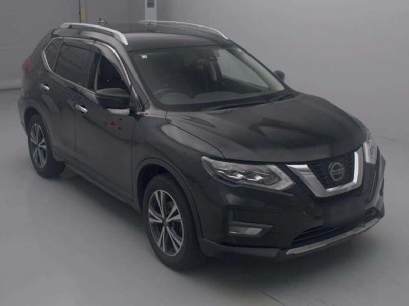 X-TRAIL-0