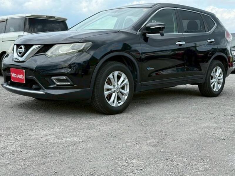 X-TRAIL
