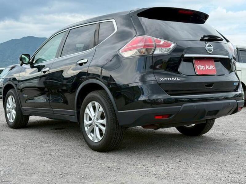 X-TRAIL