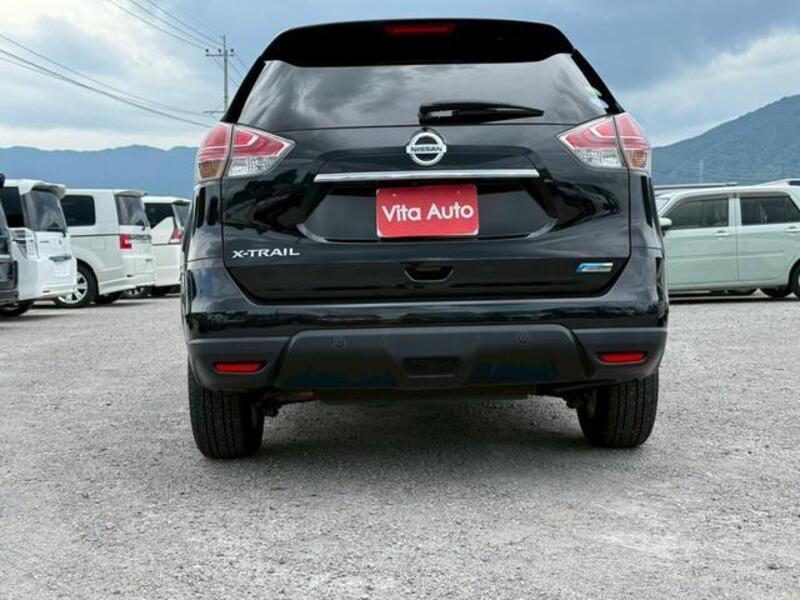 X-TRAIL