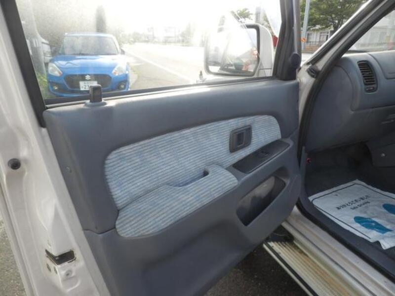 HILUX SURF
