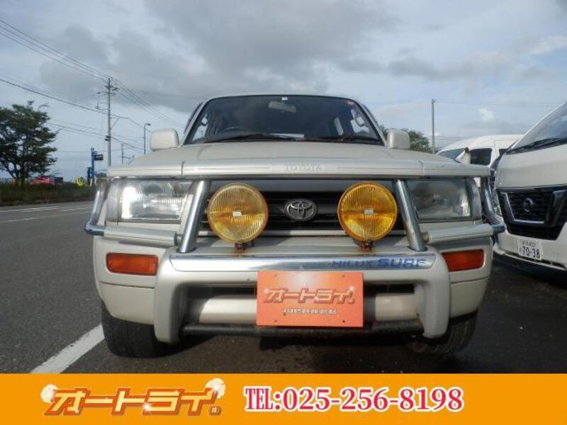 TOYOTA HILUX SURF