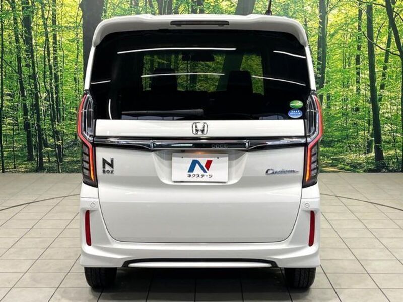 N BOX CUSTOM