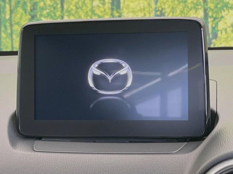 MAZDA2
