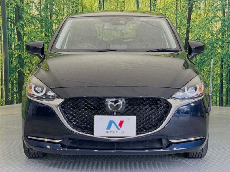 MAZDA2