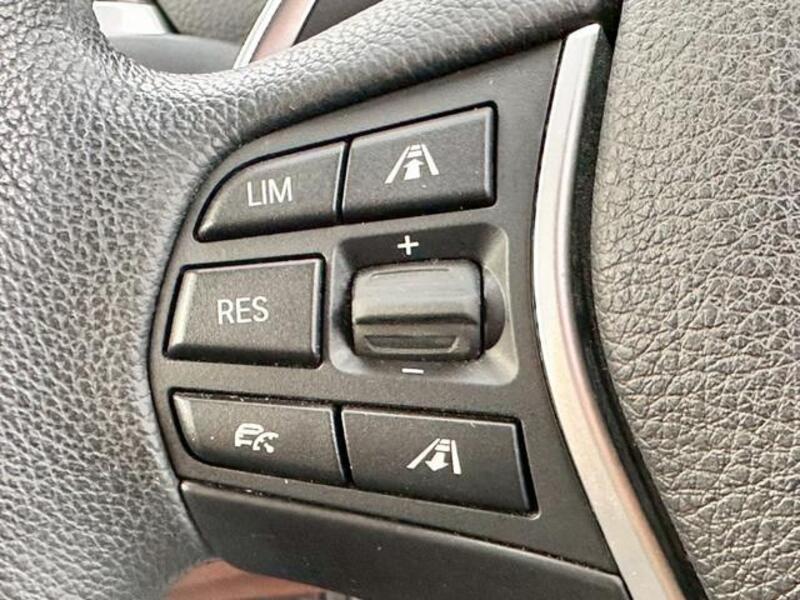 4 SERIES