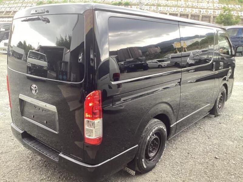 HIACE VAN