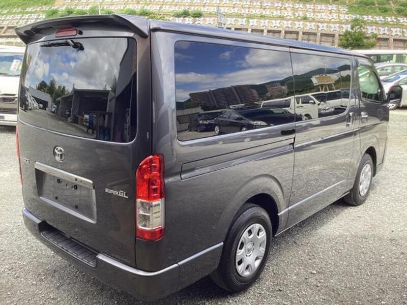HIACE VAN