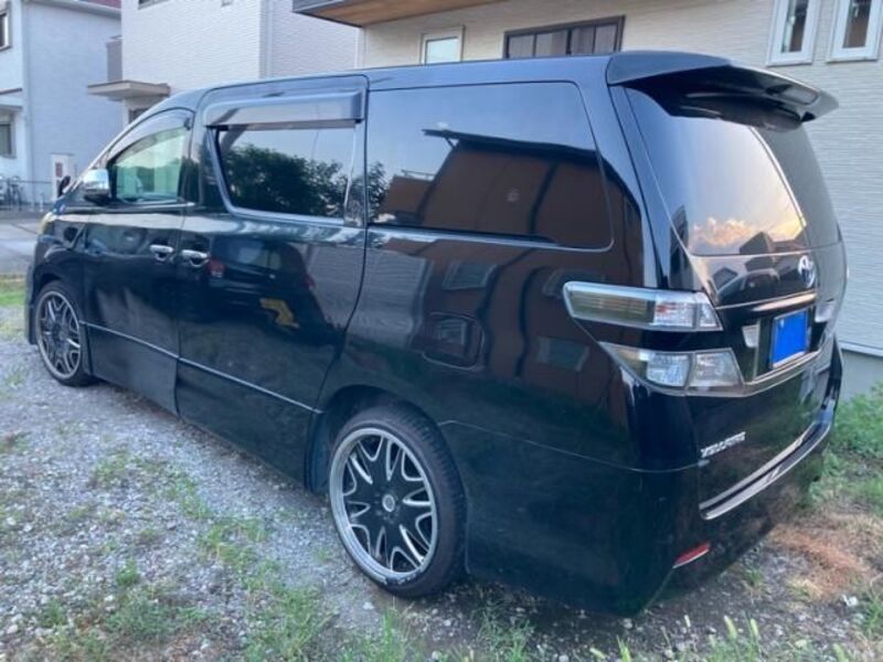 VELLFIRE