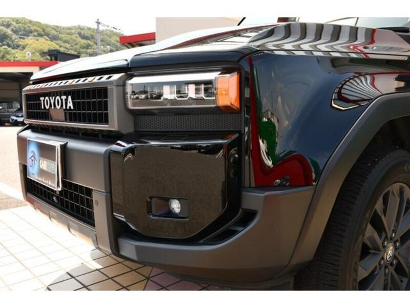 LAND CRUISER 250
