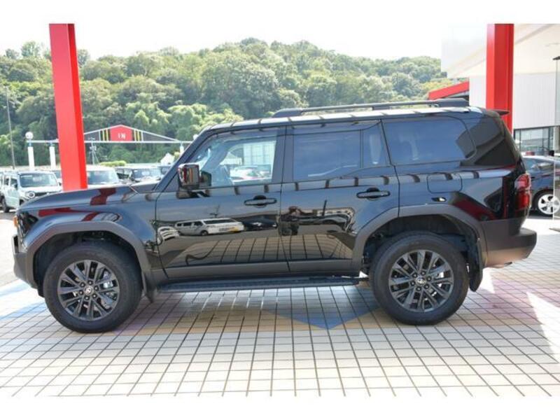 LAND CRUISER 250
