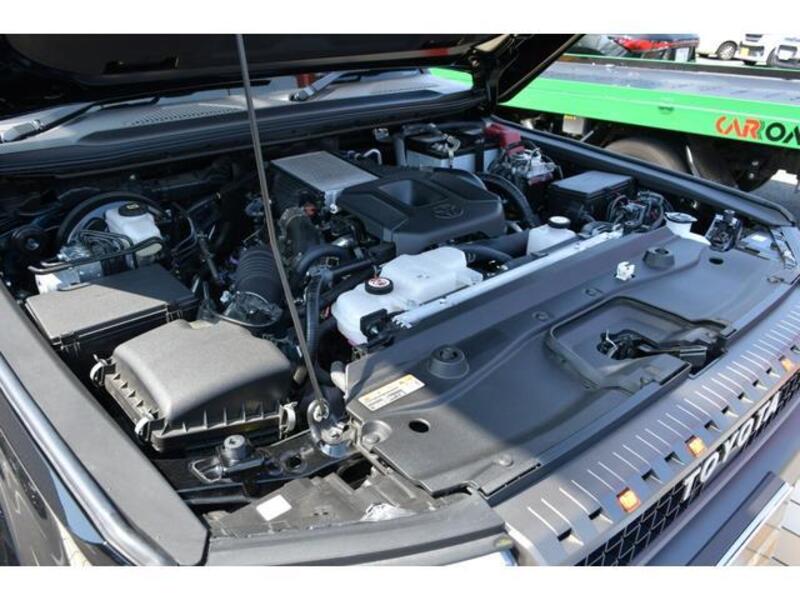 LAND CRUISER 250