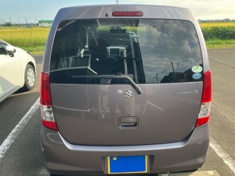 WAGON R