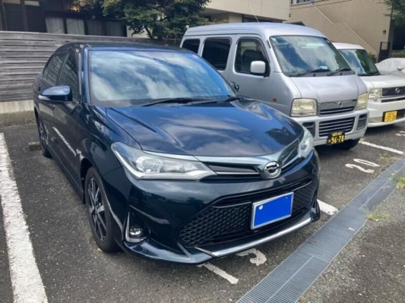 COROLLA AXIO