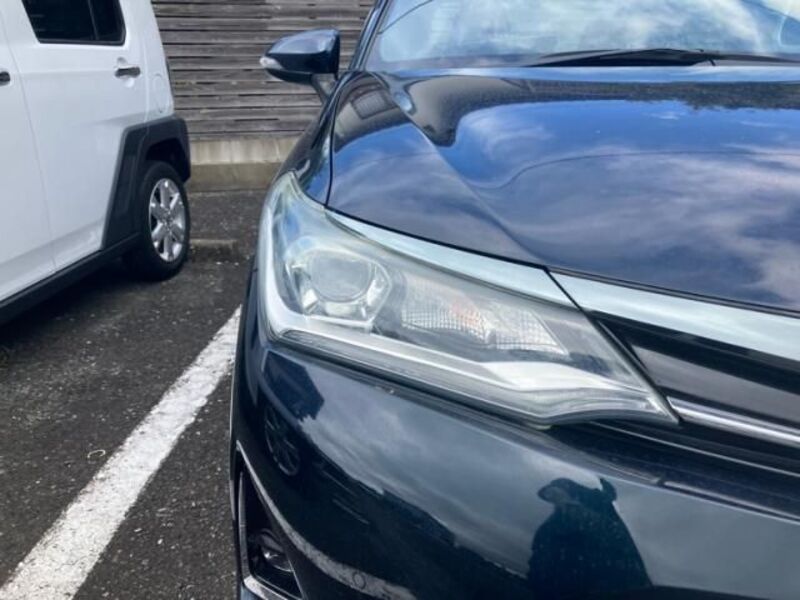 COROLLA AXIO