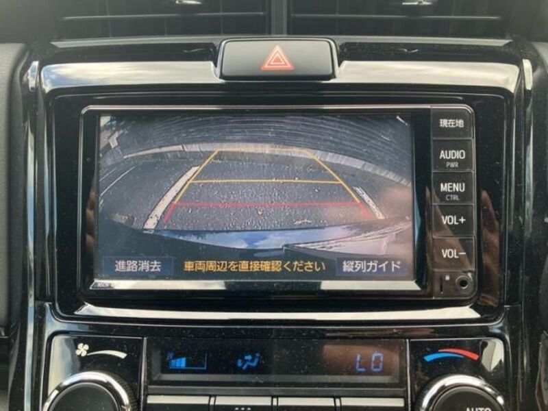 COROLLA AXIO