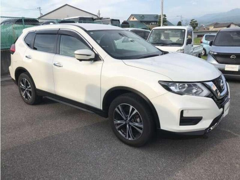 X-TRAIL