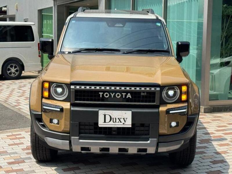 LAND CRUISER 250