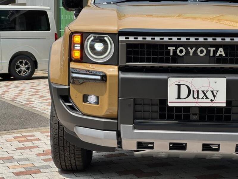 LAND CRUISER 250