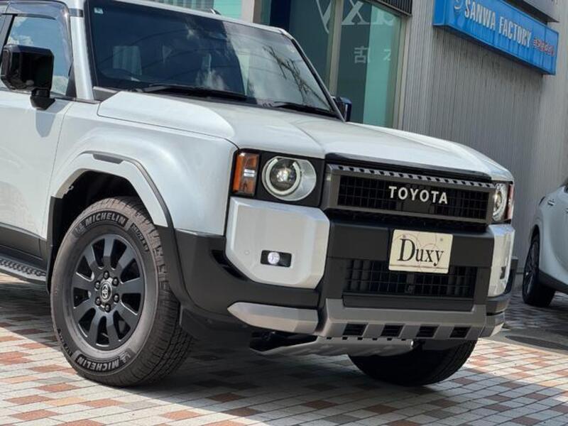 LAND CRUISER 250