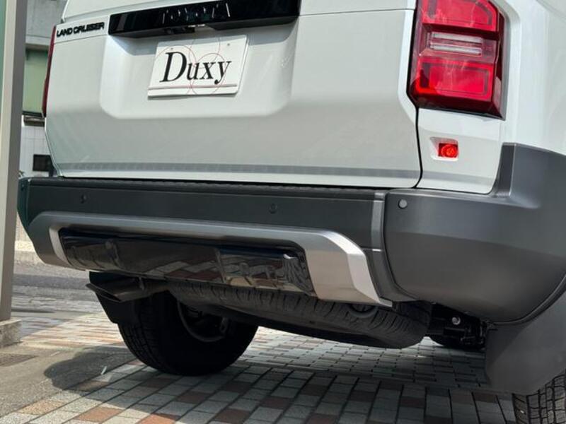 LAND CRUISER 250