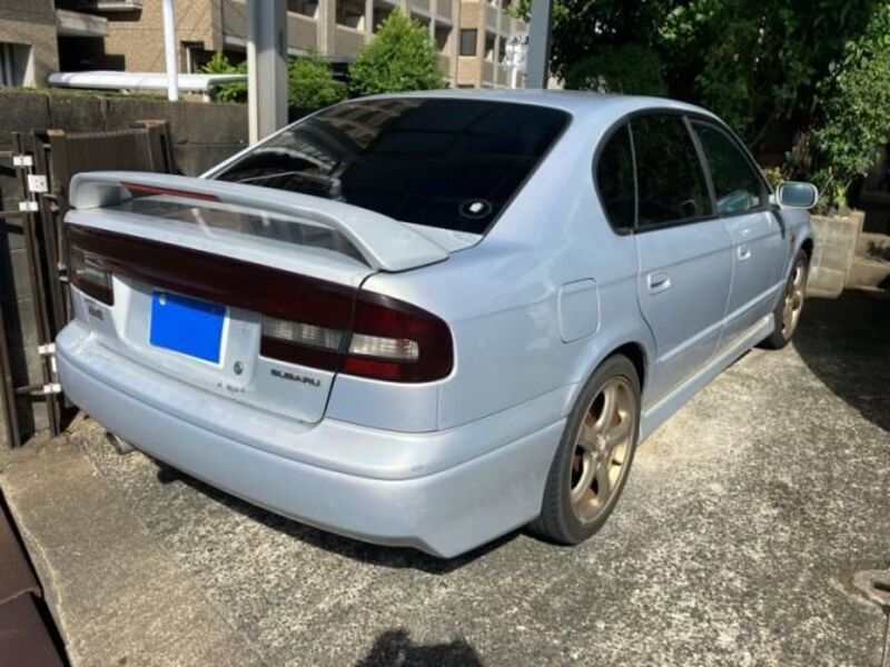 LEGACY B4
