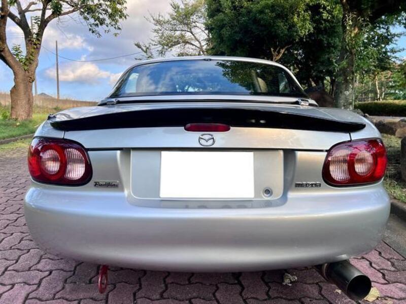 ROADSTER